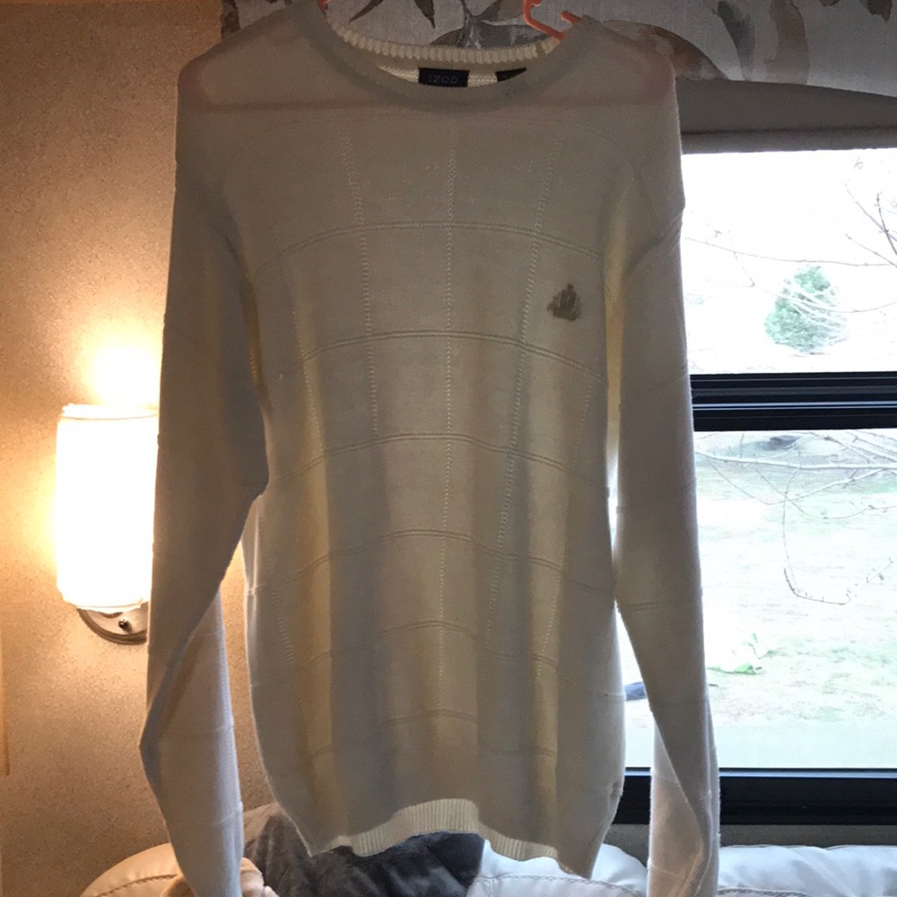 Men's IzOd sweater